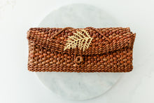 Load image into Gallery viewer, Clutch and Brooch