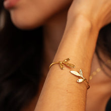 Load image into Gallery viewer, bracelet grace herb gold leaf cuff
